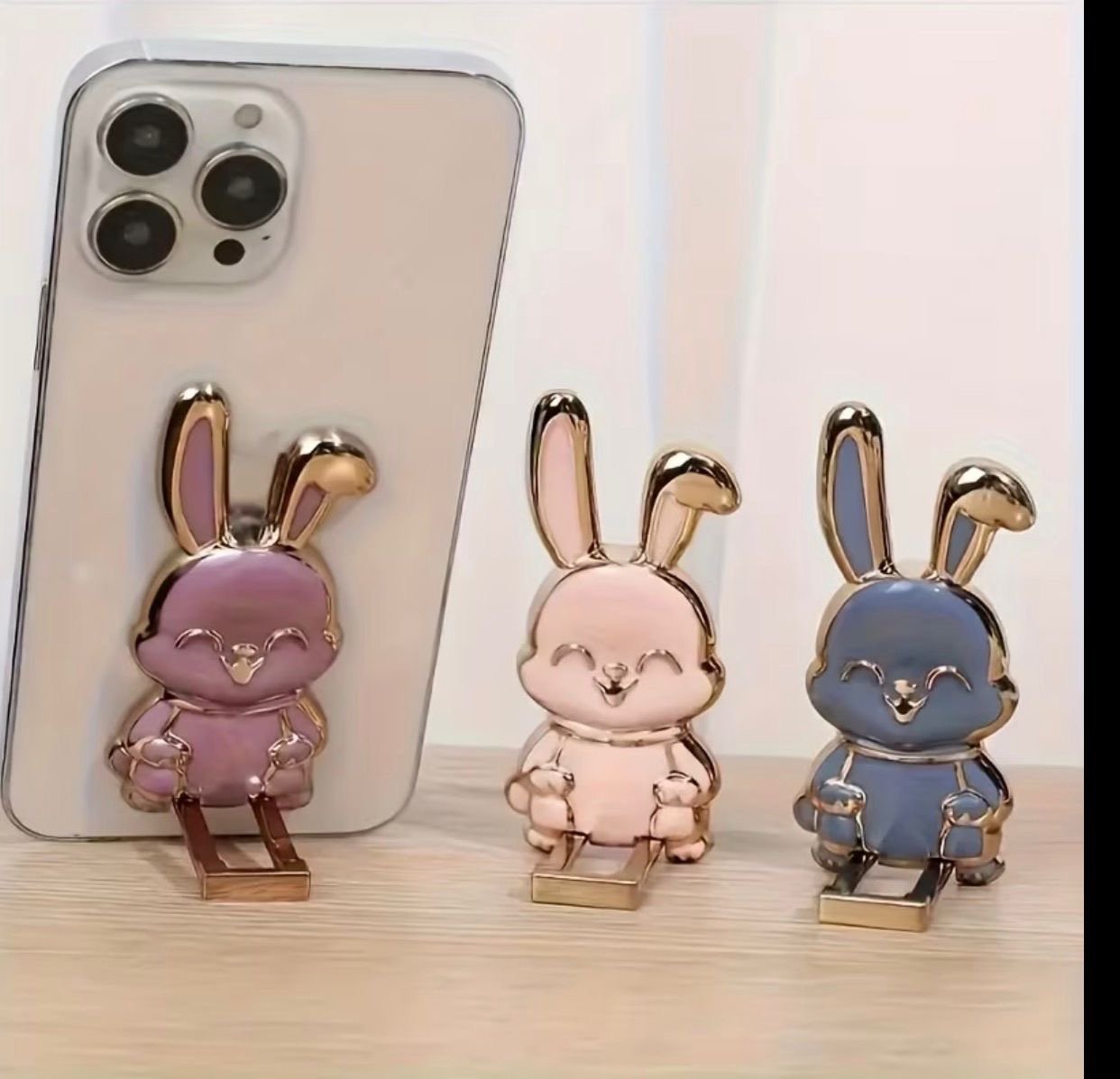 Banny phone stand